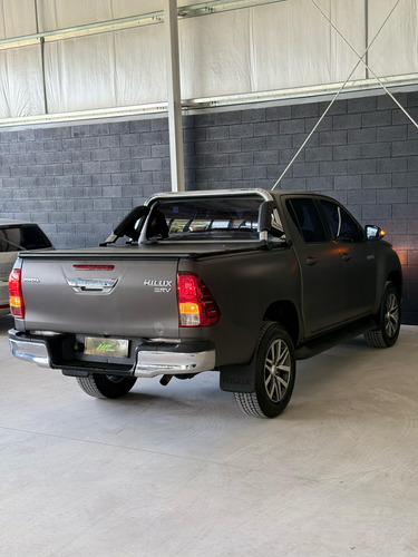 Toyota Hilux Pick-Up 2.8 Cd Srv 177cv 4x2