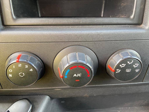 Renault Master 2.3 Dci Diesel Minibus Executive 16l L3h2 3p