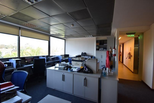 Edificio Corporativo Para Empresa En Carrasco!!!