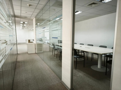 Full Habilitada  Sala Reuniones 5 Privados  Semi Amoblada 