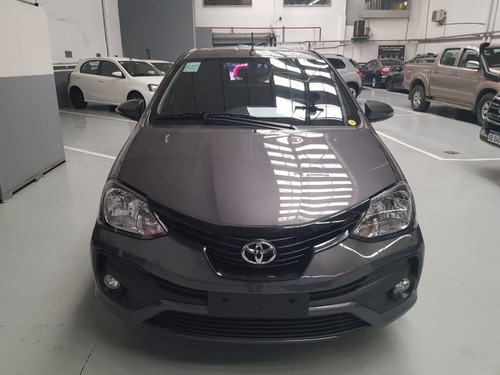 Toyota Etios 1.5 Xls Mt Sedán 4p 2021 0km