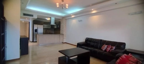 Apartamento En Venta En Lechería. Cr Francisqui