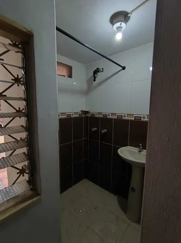 Casa Dividida En 2 Apartaestudios