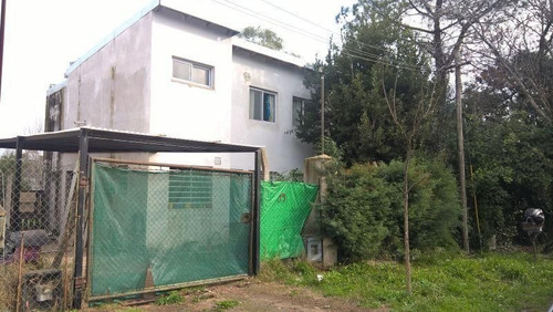 Casa 2 Dormitorios En Villa Elisa, La Plata. Posible Apto Ba