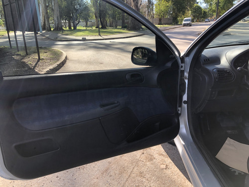 Peugeot 206 1.6 Xr Premium