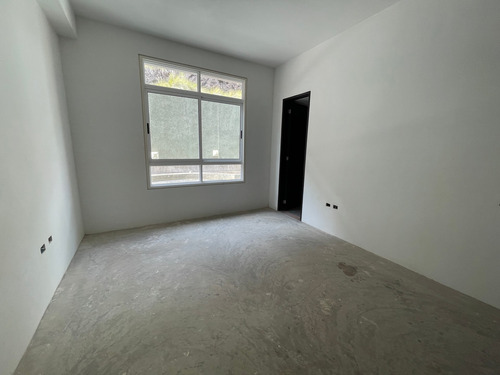 Se Vende Pb 318m2+ 347 T 4h+2s/3.5b+2s/6p Mirador De Los Campitos