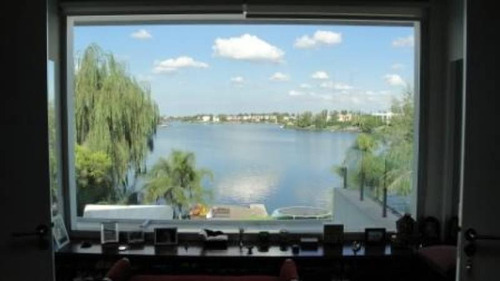 Imagen 26 de 26 de Excelente Casa Al Lago En Santa Bárbara. Muy Buena Calidad De Construccion!