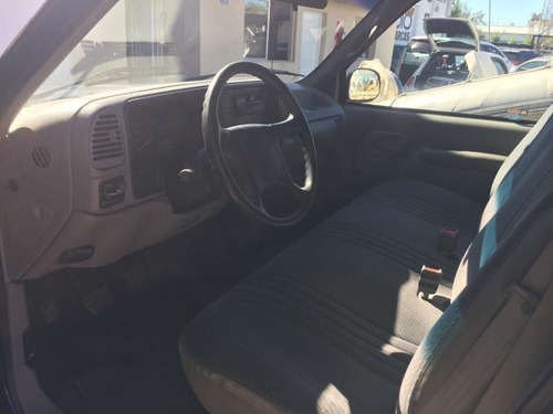 Chevrolet Silverado, Mod 99, Original, Impecable!