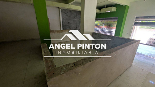 Local Comercial Alquiler Av. El Milagro Maracaibo Api 6732