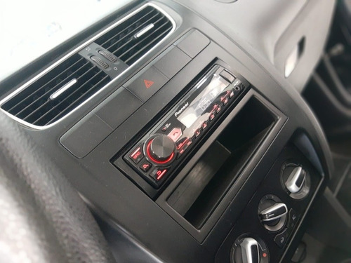 Imagem 9 de 9 de Volkswagen Fox 2012 1.6 Vht Trend Total Flex 5p
