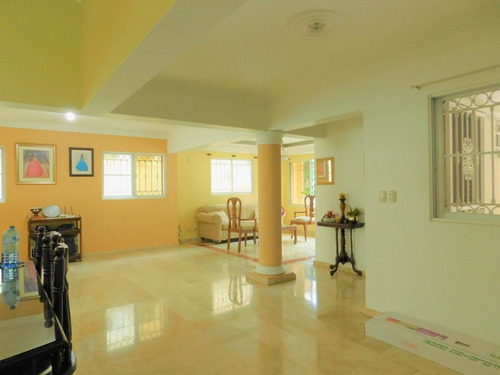 Imagen 9 de 30 de ¿ Buscas Casa Con Hermosa Y Amplia Área De Recreación ? Esta Es Lo Que Andas Buscando, Ubicada En Colinas Del Oeste