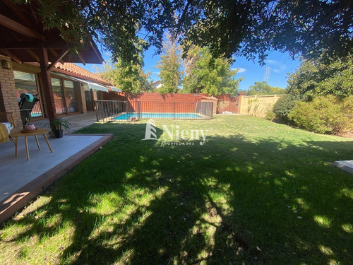 Casa Un Piso 5d 3b En Condominio, Venta San Juan Machalí