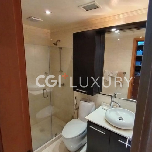 Cgi+ Luxury Lecheria Vende Amplio Apartamento Planta Baja, En Siete Mares