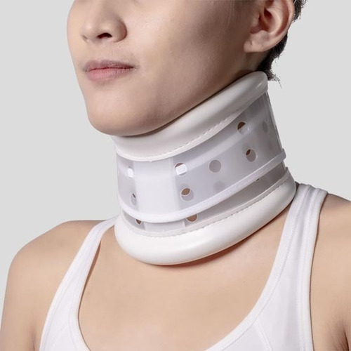 Collar Cervical Con Mentonera Softguards