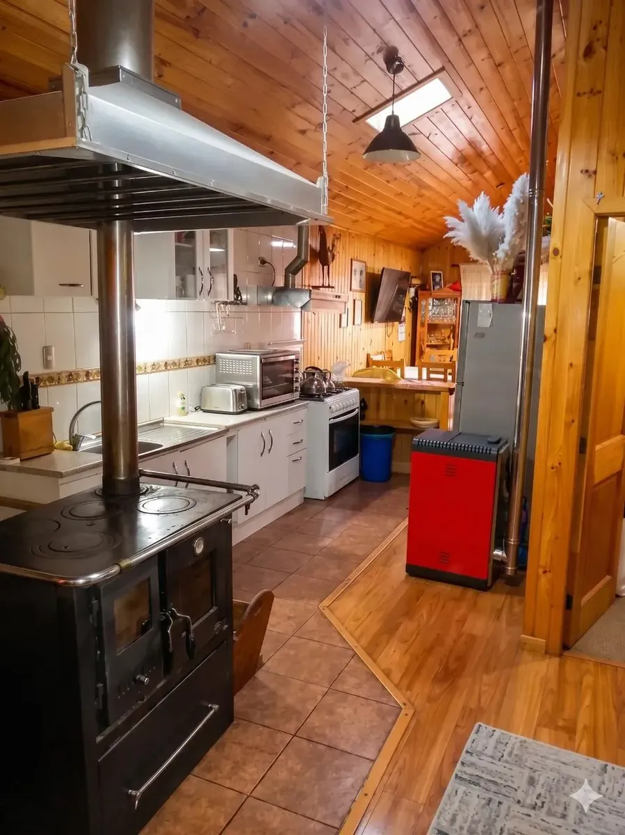 Imagen 2 de 28 de Vendo Casa Centrica En Castro, Chiloé
