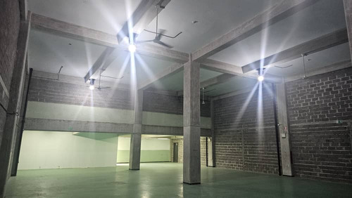 Galpon - Edificio Industrial - Zona Ind Del Este (1.022,28m²)