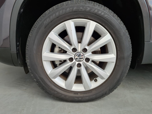 Imagen 6 de 15 de Volkswagen Tiguan 2016 1.4 Sport&style Dsg Qc At
