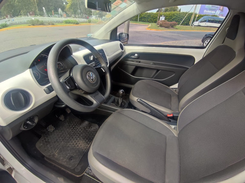 Volkswagen Up! 1.0 High Up! 75cv