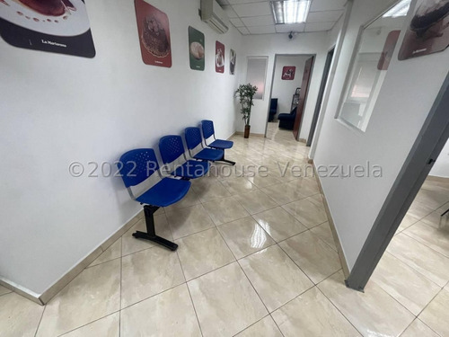 Imagen 24 de 30 de Edificio Comercial En Alquiler En El Centro De Barquisimeto Lara, 04245937542
