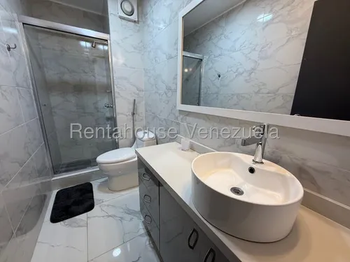 Apartamento En Venta Chuao Abm