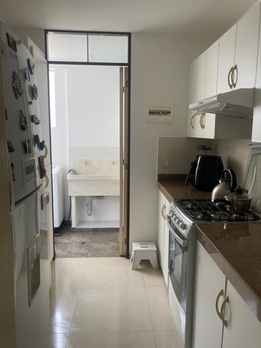 Vendo Dúplex Con Terraza,balcón Y Cochera, En Zona Estratégica De San Miguel,(4 Dorm./3 Baños/zona De Parrillas)al Costado Del Parque Re