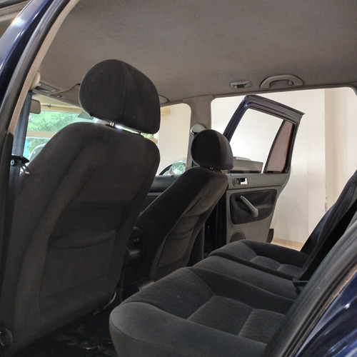 Volkswagen Golf 1.6 Comfortline 2004