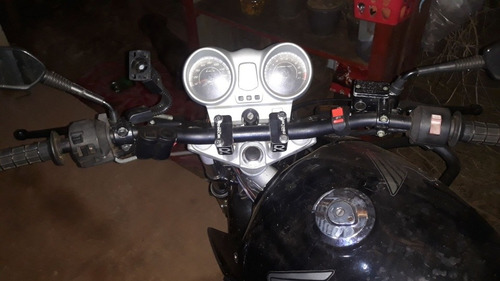 Imagem 2 de 5 de Honda Twister