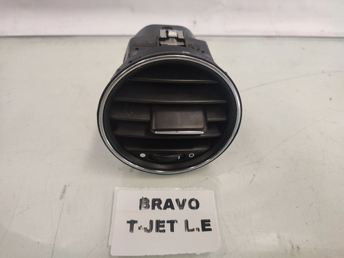 Difusor De Ar Esquerdo Fiat Bravo 2013 T-jet 1.4 16v Turbo 