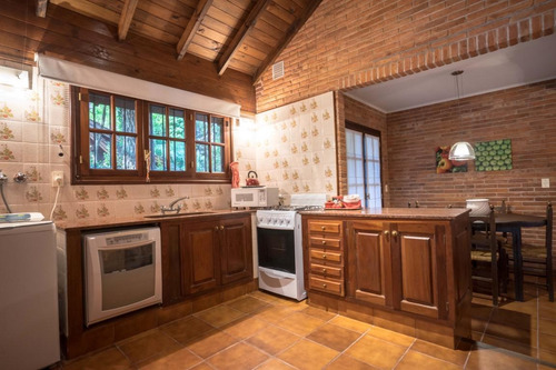 Imagen 9 de 18 de Casa En Venta - 4 Ambientes - Zona Golf - Pinamar