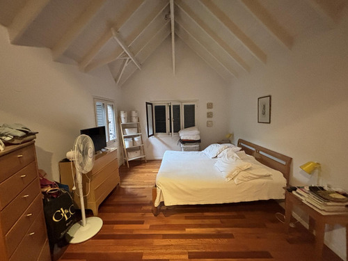 Muy Buena Casa De 4 Dormitorios En Venta El Barrio Cerrado Las Barrancas En Lomas De San Isidro
