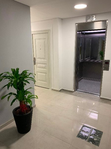 Imagen 3 de 9 de Venta Departamento Barrio General Paz 1 Dormitorio Pileta