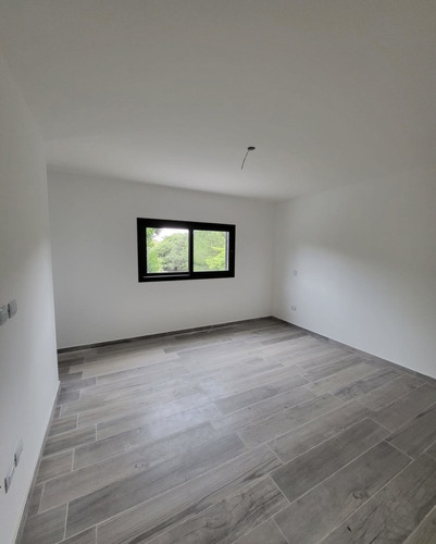 Imagen 8 de 24 de Cañuelas Chico, Duplex En Venta De 3 Dormitorios Con Escritorio, Cochera Doble