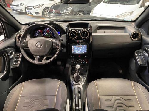 Renault Duster 2017 2.0 Ph2 4x2 Privilege 143cv