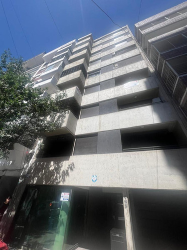 Departamento En Barrio Martin