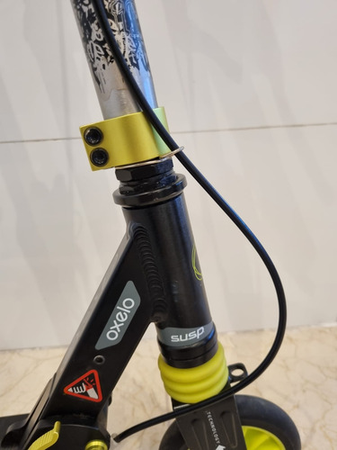 Monopatin Oxelo Mid5 Con Freno En El Manubrio + Bolsa Negro / Verde Fluorescente (Usado)