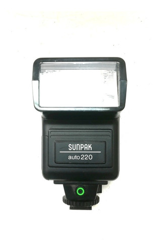 Flash Sunpack Auto 220