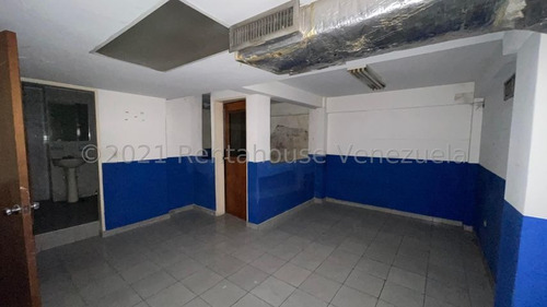 Imagen 9 de 14 de Mayerling Gonzalez Bm Vende Local Comercial Mls #21-23931