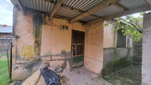 Casa En Venta Sobre La Calle General Viamonte En El Barrio Pinazo, Del Viso, Pilar.