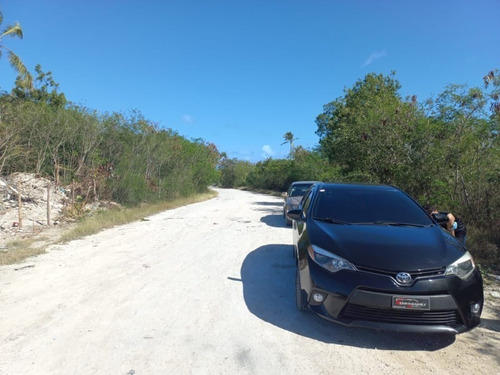 Vendo Terrenos En El Cortecito Punta Cana A 1,700 Metros De La Playa Cerca Del Proyecto Blue Marlín Los Corales Y Del Cocotal, República Dominicana