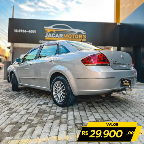 Fiat Linea 1.8 16v Lx Flex 4p
