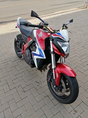Cb 1000r Naked