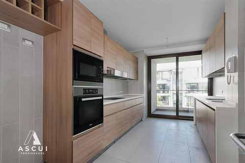 Departamento En Venta De 3 Dorm. En Lo Barnechea