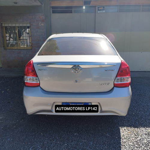 Toyota Etios 1.5 Sedan Xls l18