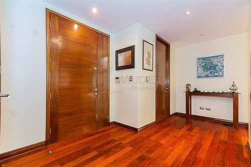 Departamento En Venta De 4 Dorm. En Las Condes