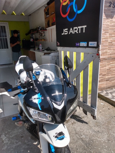 Imagem 3 de 9 de Cbr 600rr Limited Edition