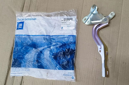 Dobradiça Direita Capo Onix Prisma 2013 A 2019 Original Gm