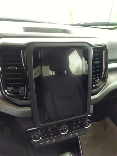 Imagen 5 de 15 de Fiat Toro Volcano 4x4 Diesel R