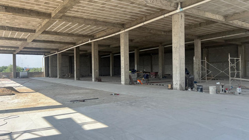 Local En Renta Plaza Antares. León Gto. 1,285 M2