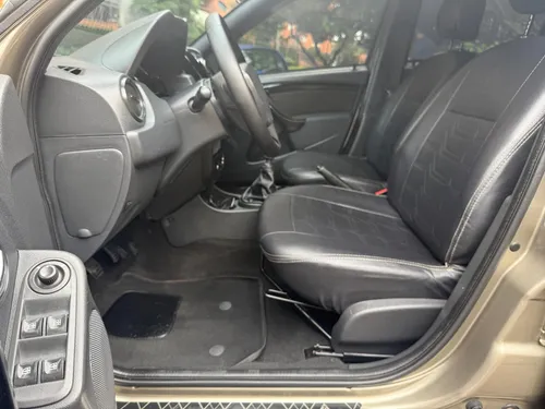 Renault Duster 2.0 Dynamique 4X4 MT