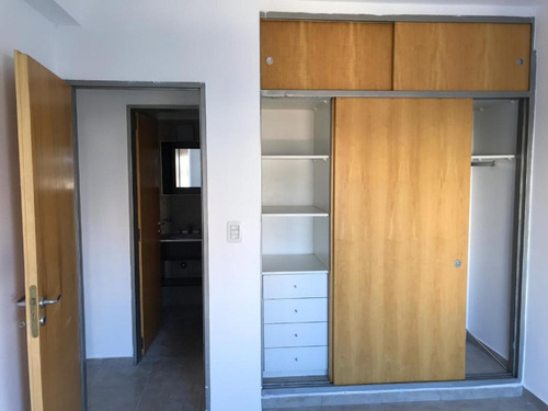 Imagen 5 de 7 de Departamento 2 Ambientes En Morón